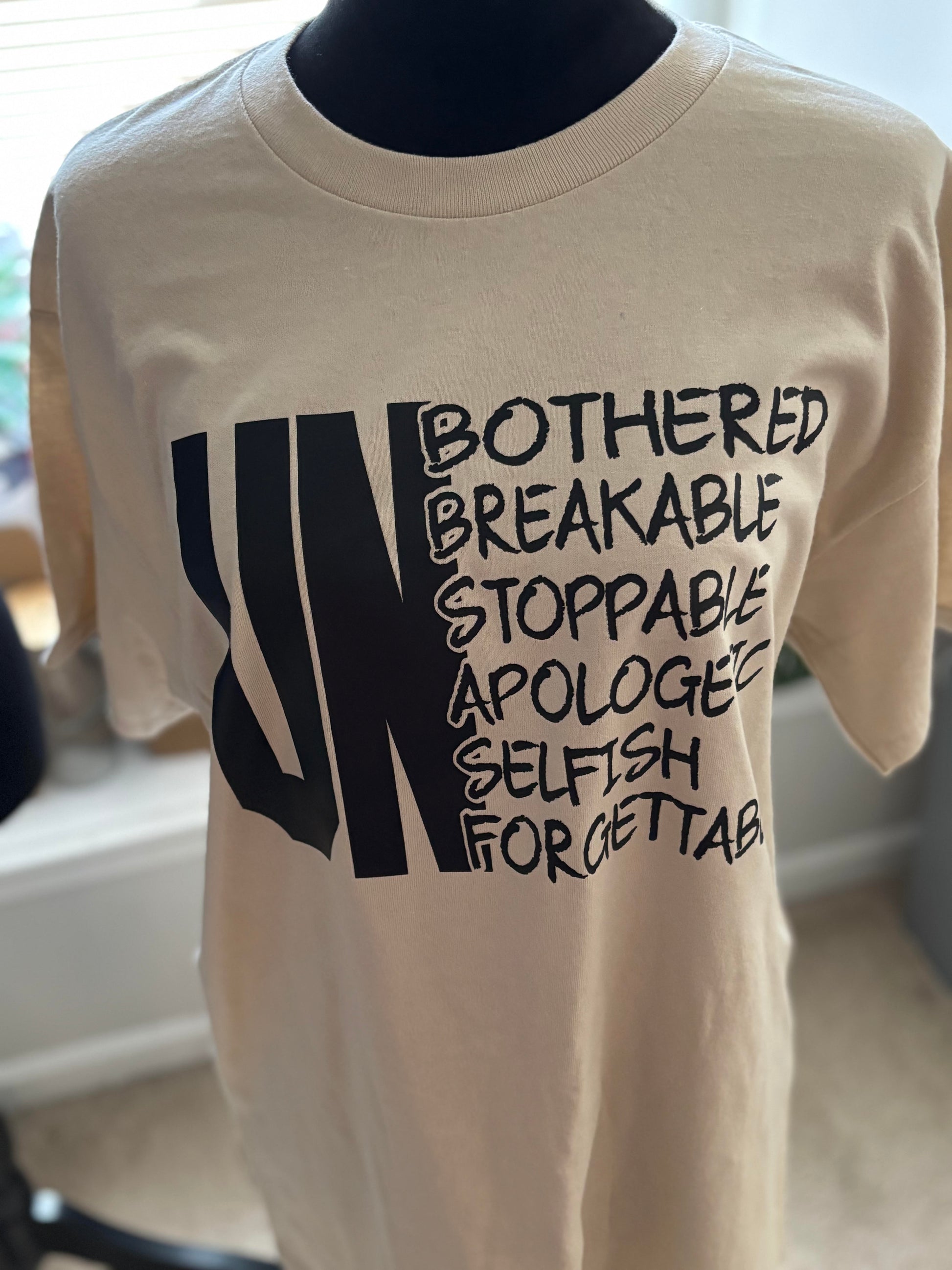 “Unbothered” Tee – Calm. Confident. Unshaken.