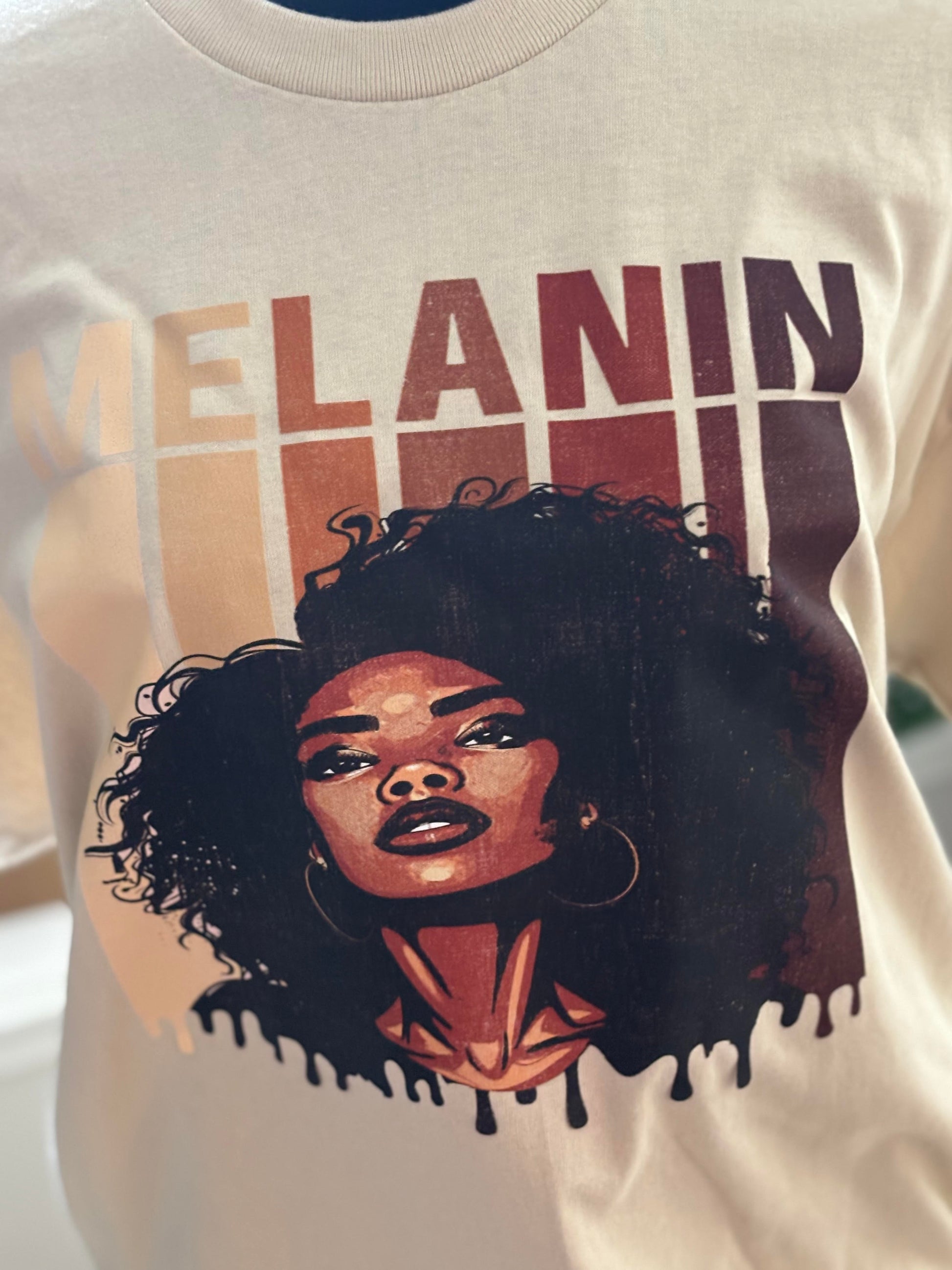“Melanin Magic” Tee – Rooted in Richness, Radiating Power