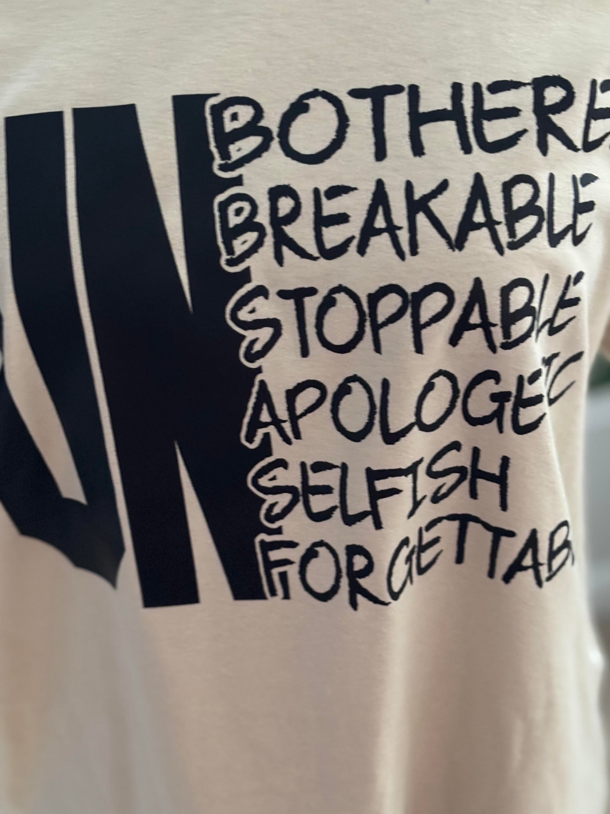 “Unbothered” Tee – Calm. Confident. Unshaken.
